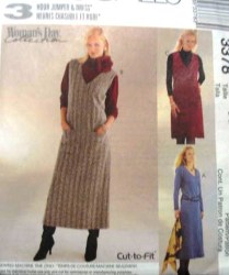 3378 3 HR LONG V-DRESS,JUMPER LENGTHS PATTERN 8-14,14-20,18-24